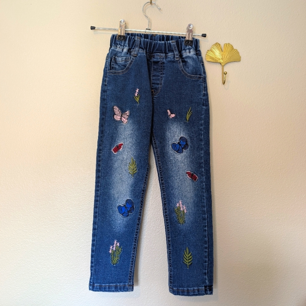 Girls Blue Jeans Denim Embroidered Butterfly Size 5 Size 6 Elastic waist